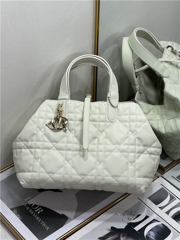 DIOR TOUJOURS BAG MEDIUM Macrocannage Calfskin Latte High