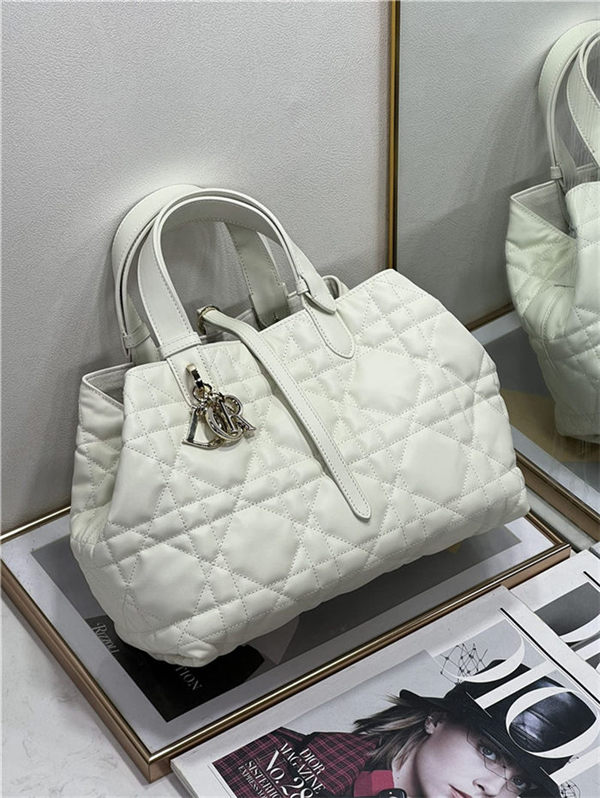 DIOR TOUJOURS BAG MEDIUM Macrocannage Calfskin Latte High