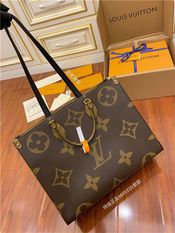 Louis Vuitton ONTHEGO GM Monogram M45320 Black Strap Top