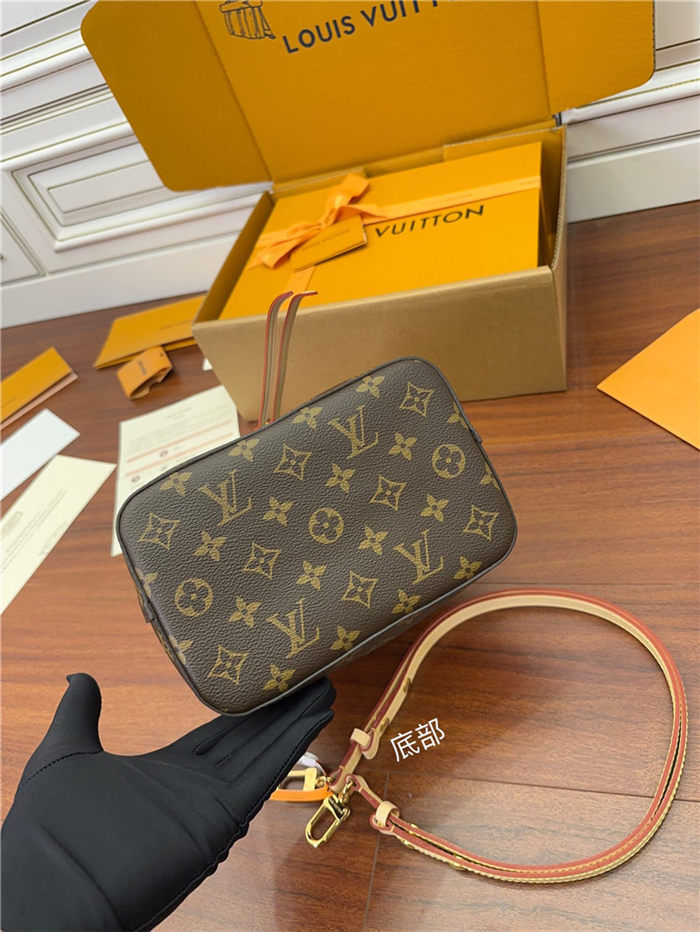 Louis Vuitton Néonoé BB Monogram coated canvas M46581 Top