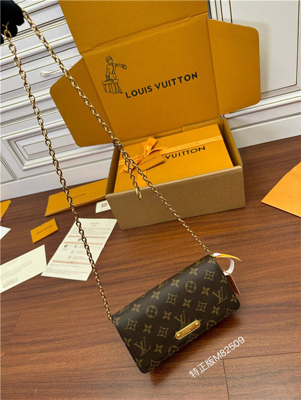 Louis Vuitton Wallet On Chain Lily Monogram coated canvas M82509 Top