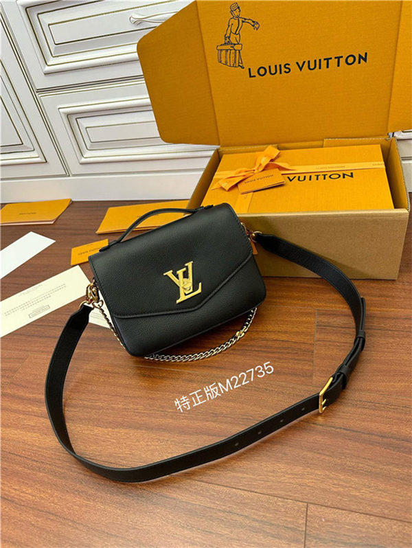 Louis Vuitton Oxford Lockme Grained calf leather M22735 Top