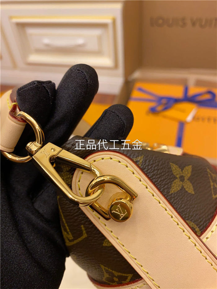 Louis Vuitton DUFFLE BAG Monogram coated canvas M43587 Top