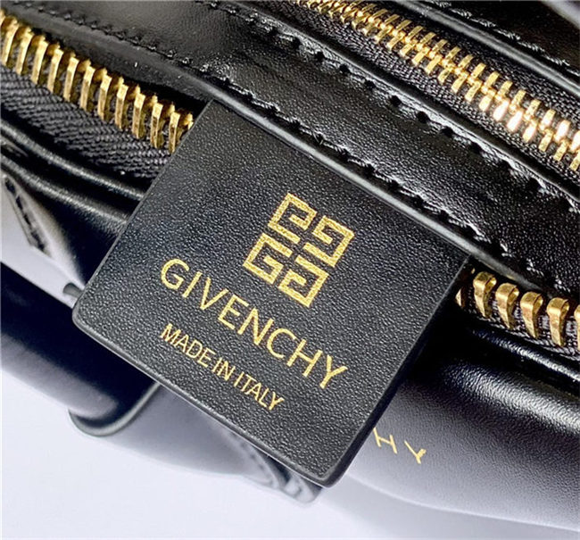 Givenchy MINI ANTIGONA BAGE IN SMOOTH BOX LEATHER Top