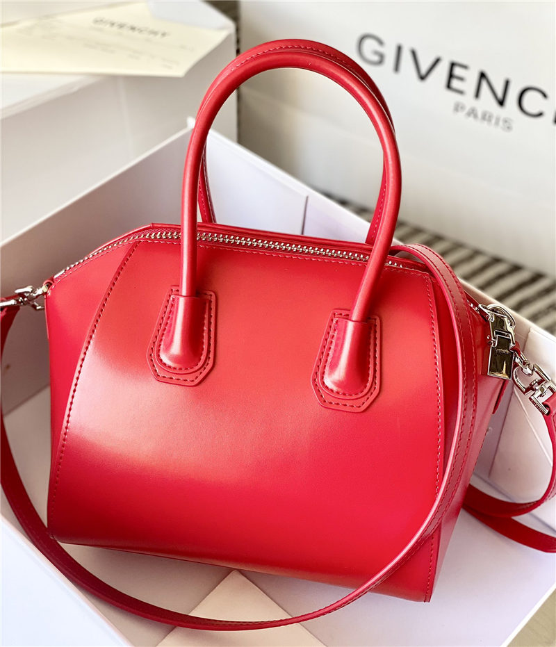 Givenchy MINI ANTIGONA BAGE IN SMOOTH BOX LEATHER Top