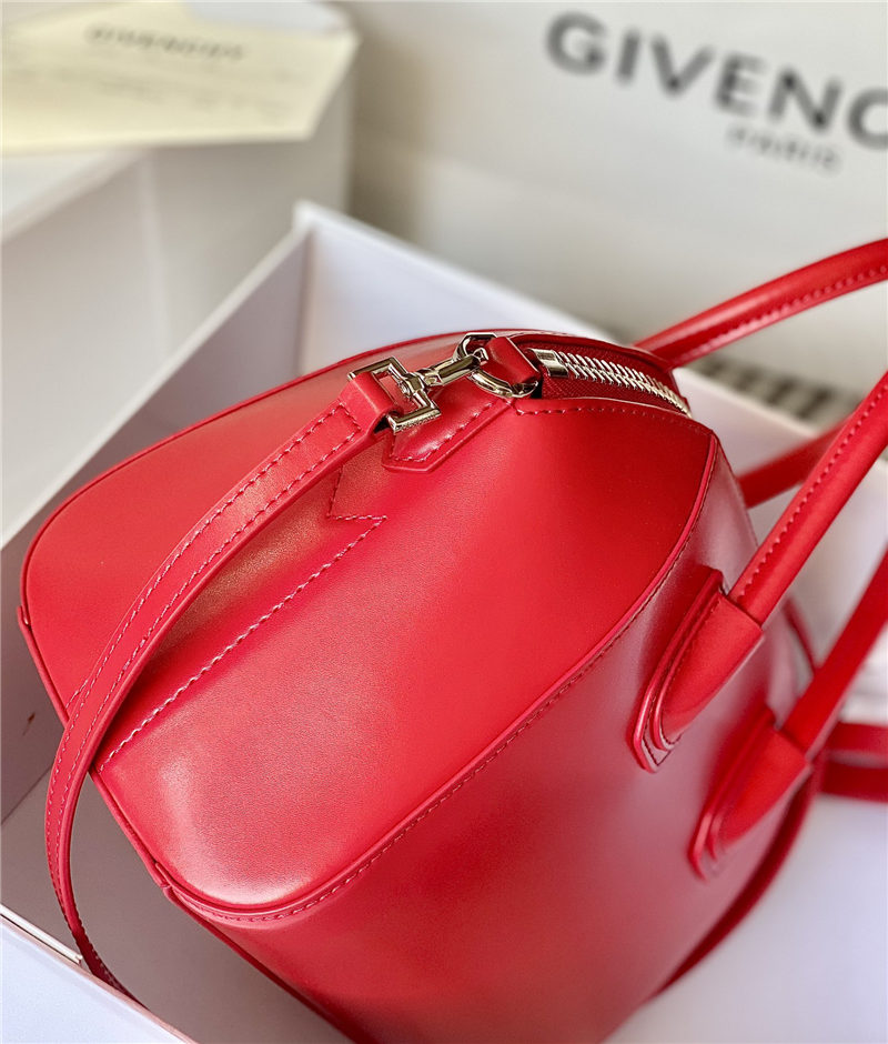 Givenchy MINI ANTIGONA BAGE IN SMOOTH BOX LEATHER Top