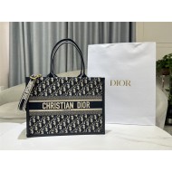 MEDIUM Dior BOOK TOTE Dior Oblique Embroidery Blue With Strap High