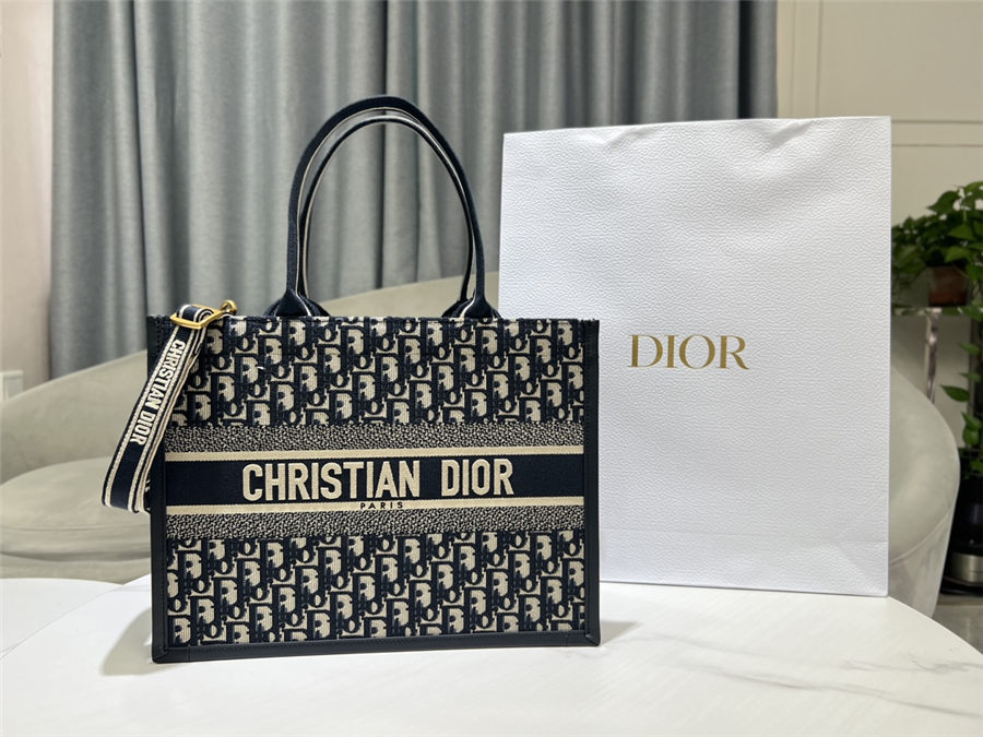 MEDIUM Dior BOOK TOTE Dior Oblique Embroidery Blue With Strap High