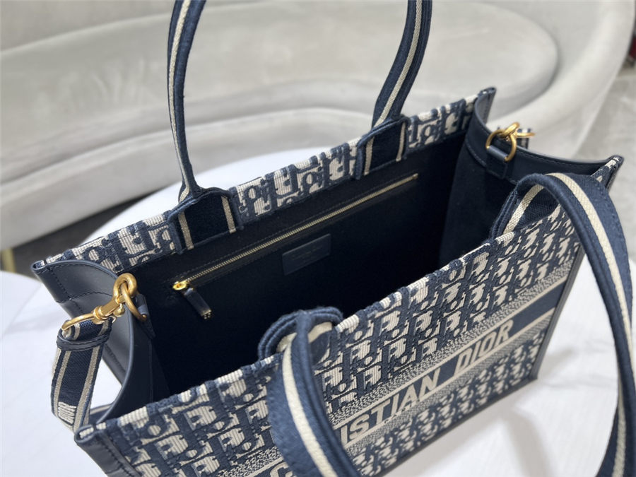 MEDIUM Dior BOOK TOTE Dior Oblique Embroidery Blue With Strap High