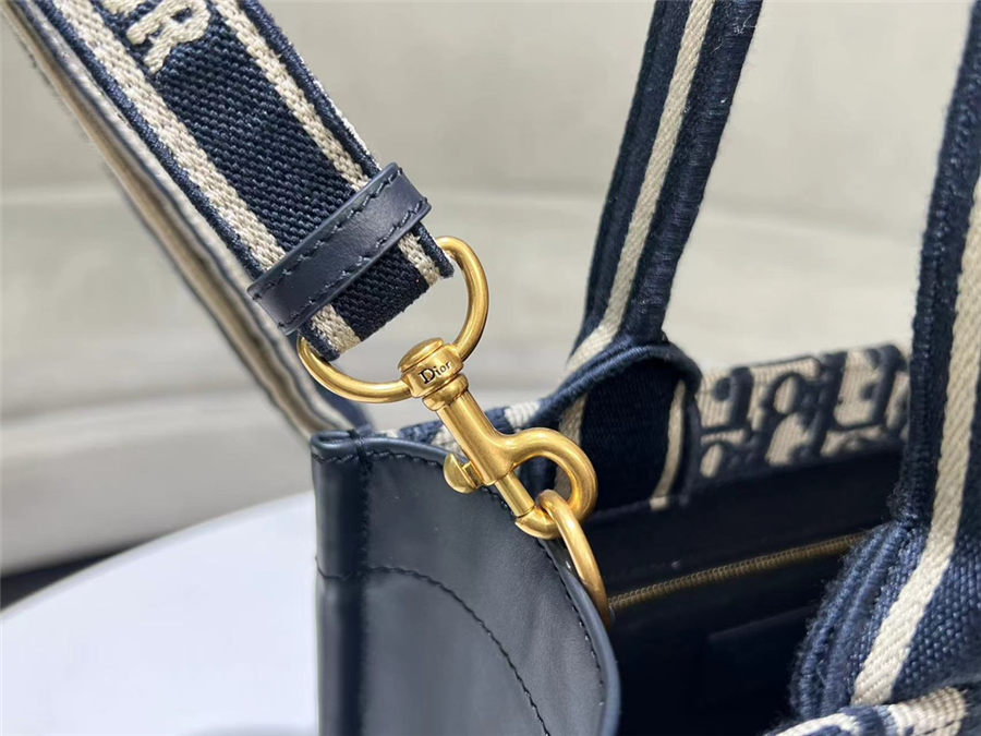 SMALL Dior BOOK TOTE Dior Oblique Jacquard Blue With Strap High