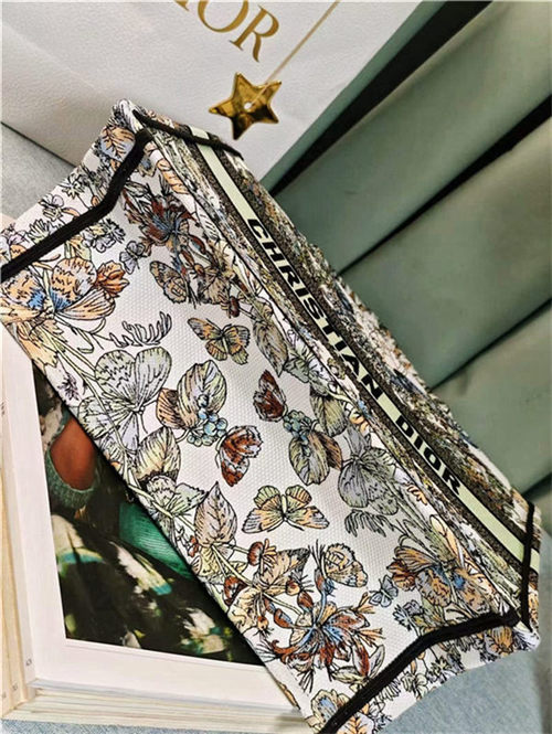 MEDIUM Dior BOOK TOTE Butterfly Around The World Embroidery High