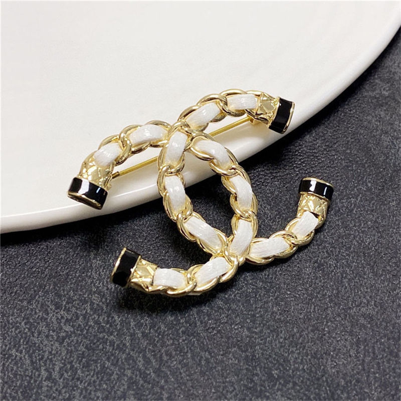 Chanel BROOCH 13585