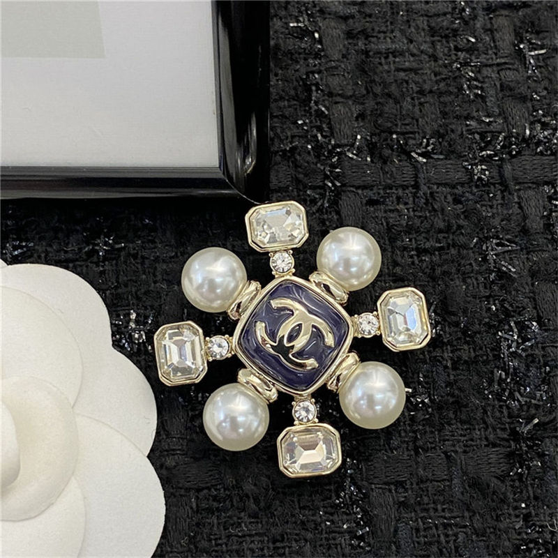 Chanel BROOCH 13588