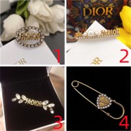 DIOR BROOCH 13604