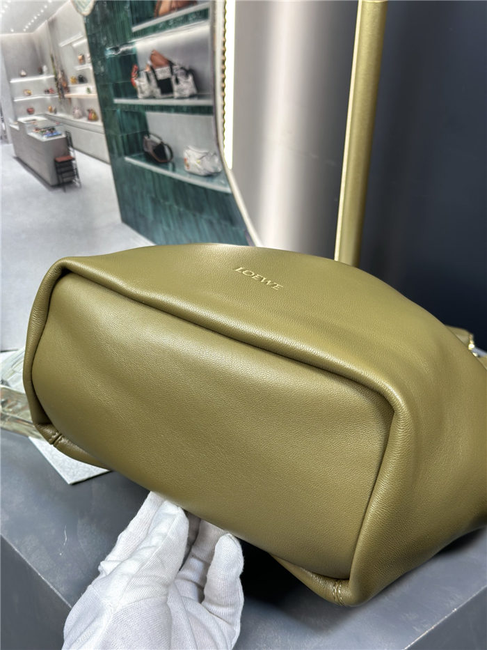 Squeeze bag SMALL in nappa lambskin Olive High