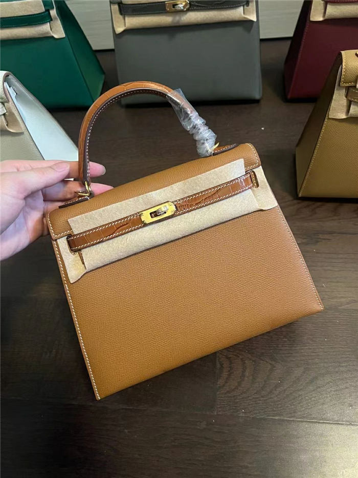 Hermes Kelly 25/28cm Sellier Bag Epsom and Crocodile Leather Silver/Gold Metal In Gold WAX High