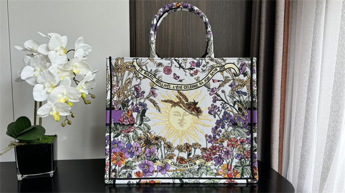 LARGE Dior BOOK TOTE Dior 4 Saisons Été Soleil Embroidery High