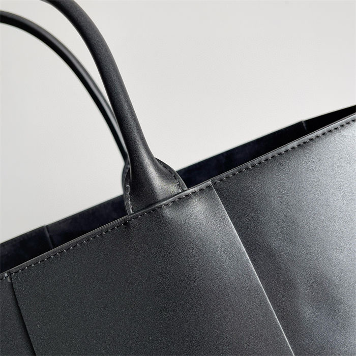 LARGE ARCO TOTE Black High