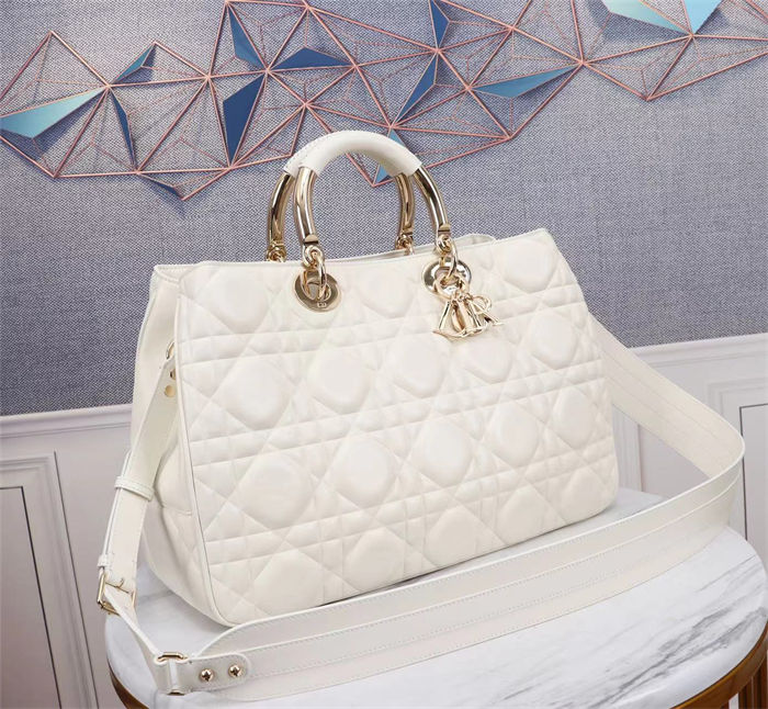 LADY 95.22 LARGE BAG Cannage Calfskin White High