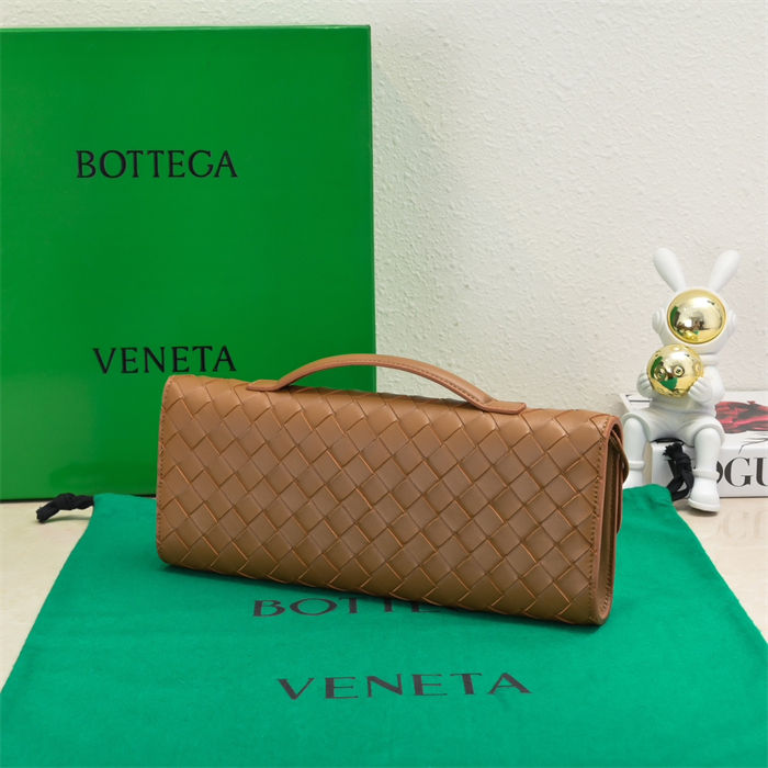 BV Long Clutch Andiamo With Handle Cognac High