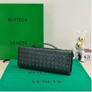 BV Long Clutch Andiamo With Handle Emerald green High