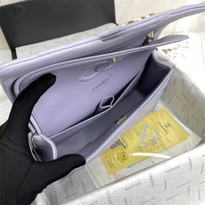 Medium CLASSIC HANDBAG Grained Calfskin Lilac Gold Metal A