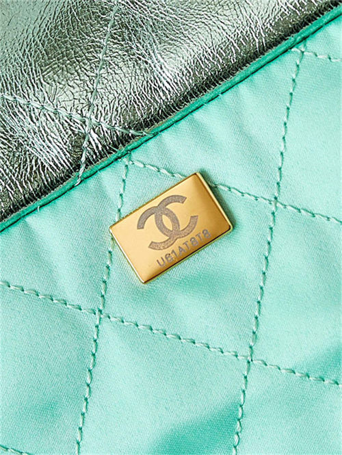 Chanel 22 MEDIUM HANDBAG Metallic Calfskin & Gold-Tone Metal AS3261 Green High