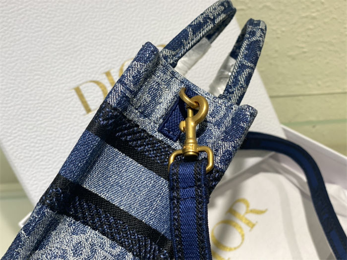 MINI Dior BOOK TOTE Dior Oblique Embroidery Blue Denim High