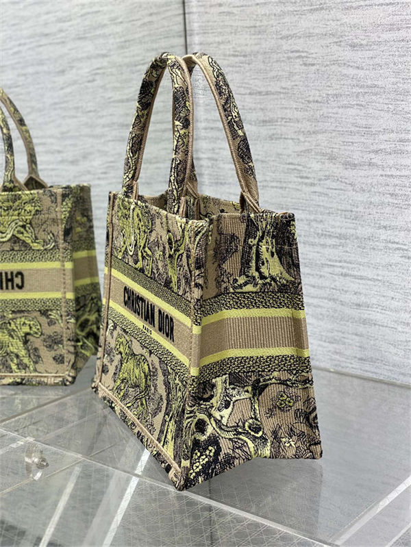 SMALL Dior BOOK TOTE Toile de Jouy Embroidery Sauvage Raffia High