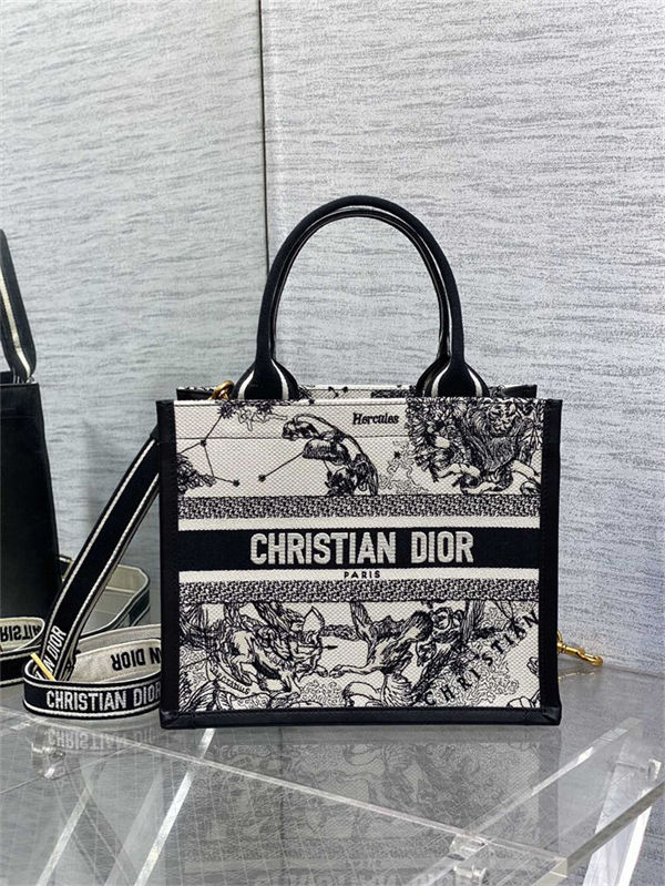 SMALL Dior BOOK TOTE Zodiac Embroidery and Black Calfskin With Strap High