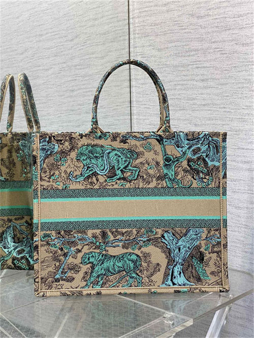 LARGE Dior BOOK TOTE Toile de Jouy Embroidery Sauvage High