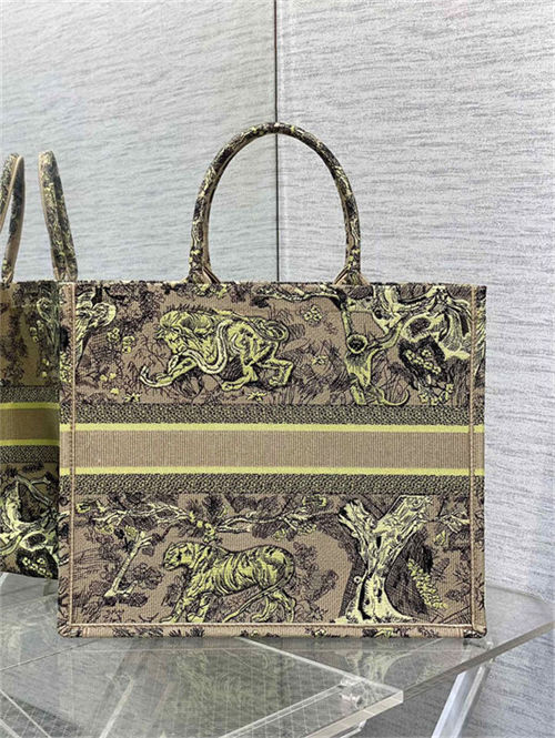 LARGE Dior BOOK TOTE Toile de Jouy Embroidery Sauvage High