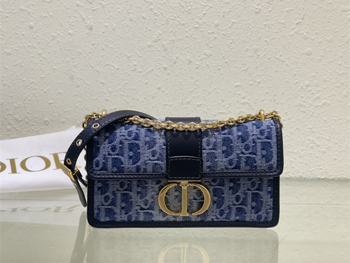 30 MONTAIGNE EAST-WEST BAG WITH CHAIN Dior Oblique Jacquard Blue Denim High