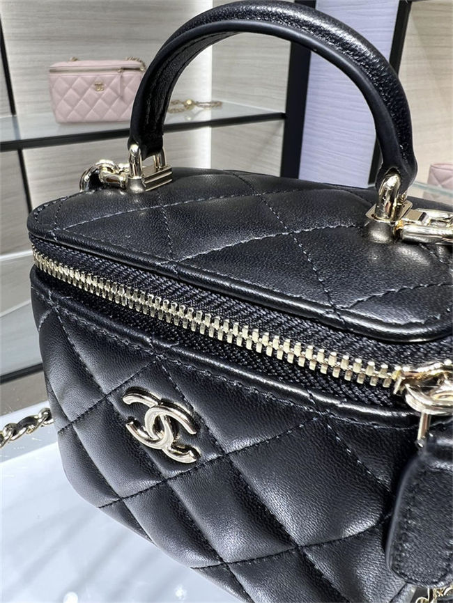 Chanel SMALL VANITY WITH CHAIN AP2198 Lambskin & Gold-Tone Metal Black High