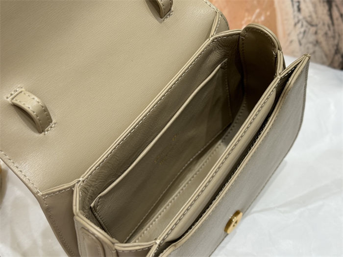 30 Montaigne Avenue Top Handle Bag Medium Calfskin Powder Beige High