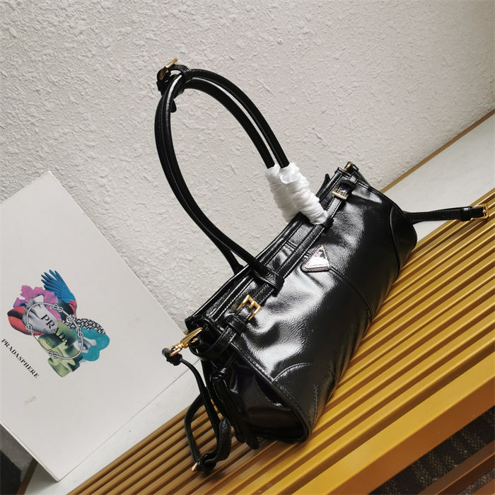 Prada Medium leather handbag 1BA426 High