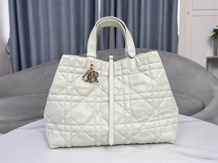 DIOR TOUJOURS BAG LARGE Macrocannage Calfskin Latte High