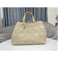 DIOR TOUJOURS BAG LARGE Macrocannage Calfskin Powder Beige High