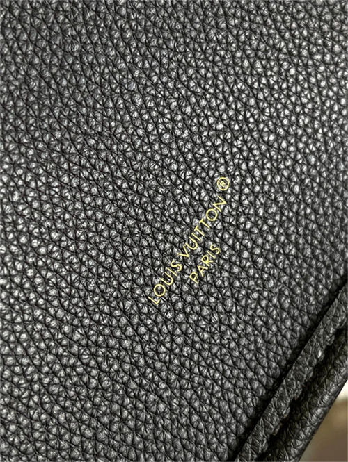 Louis Vuitton Neverfull Bandoulière Inside Out BB M12099 Black High