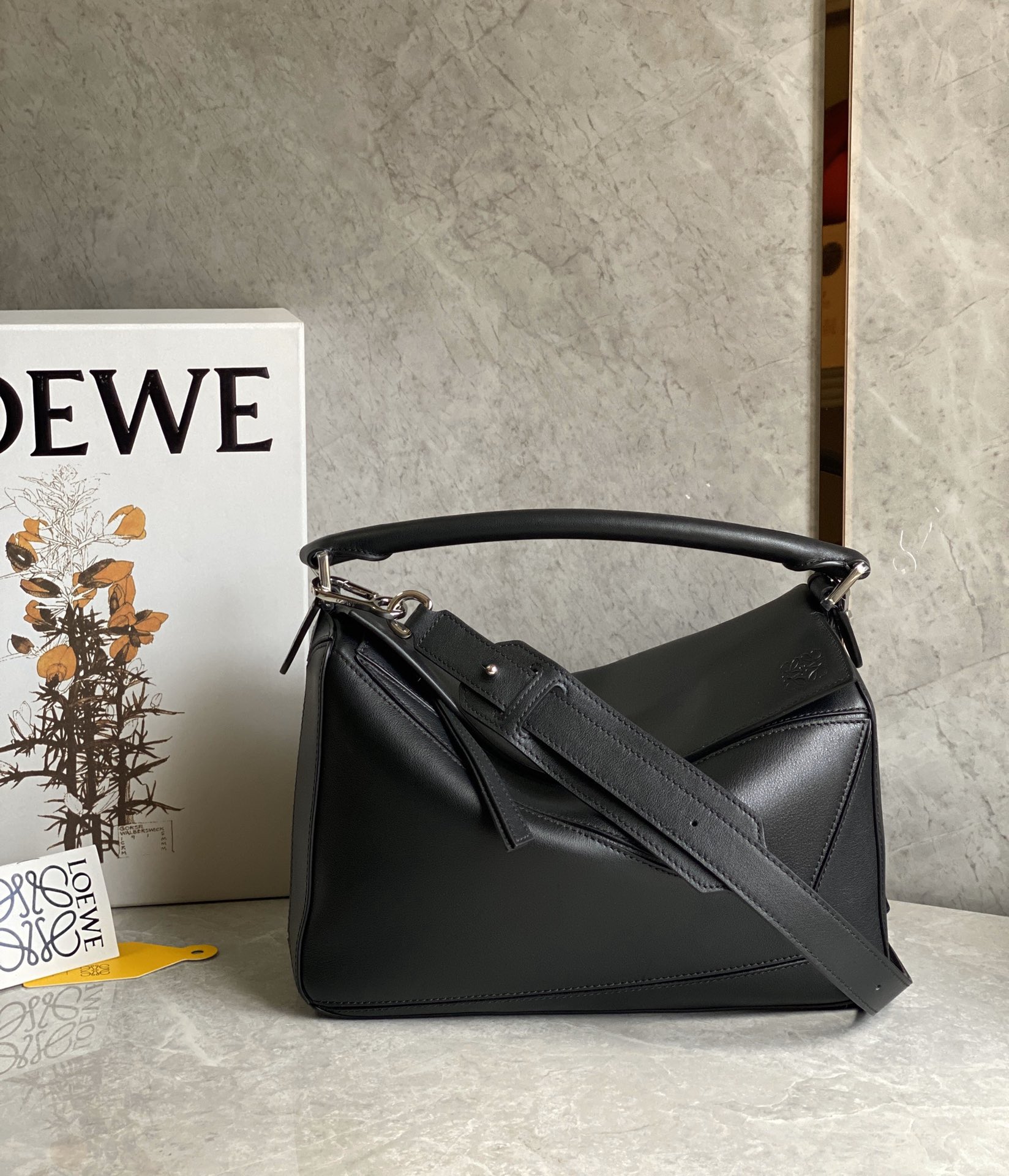 Puzzle bag 29cm in classic calfskin Black High