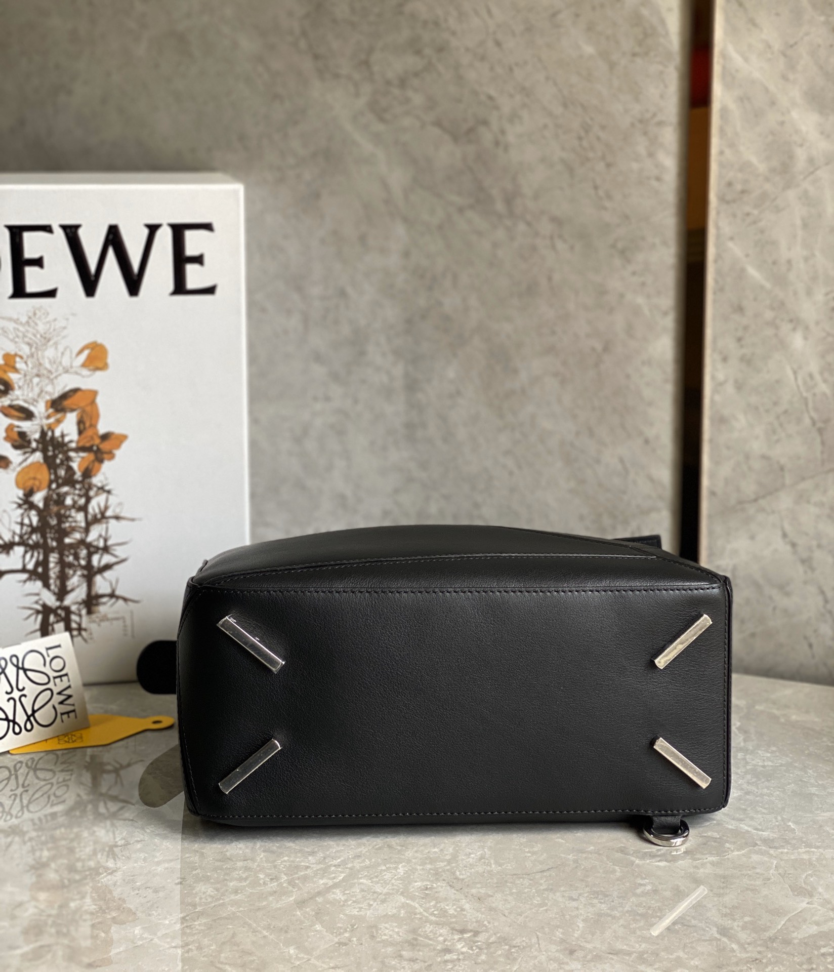 Puzzle bag 29cm in classic calfskin Black High