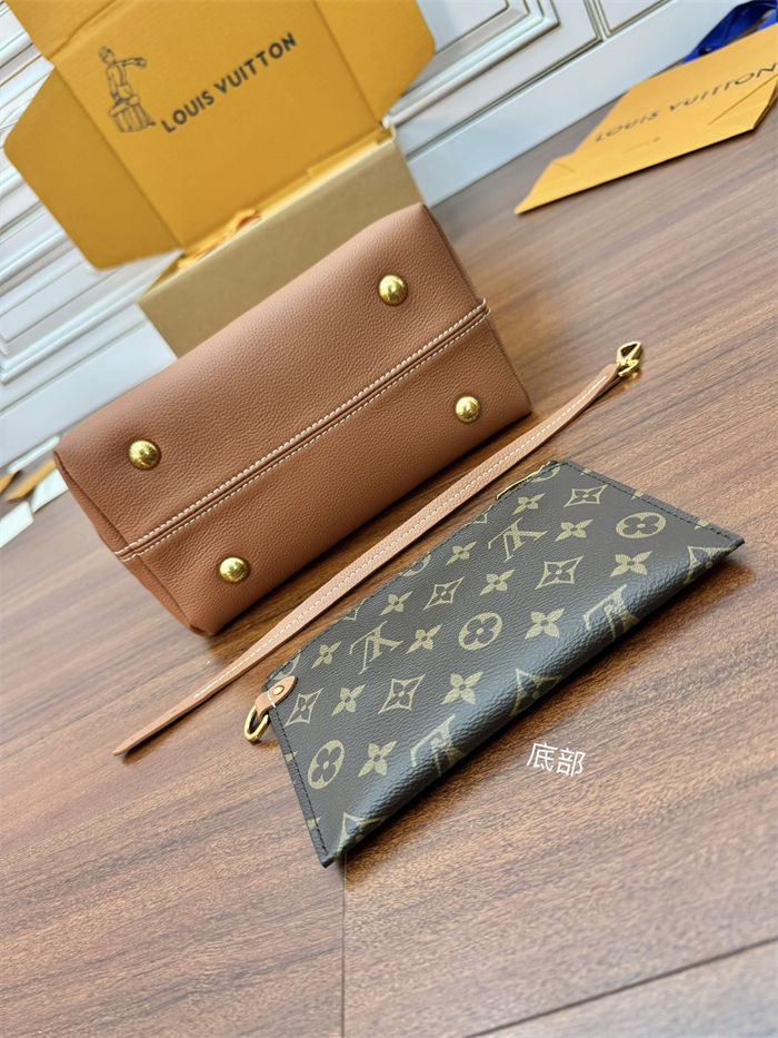 Louis Vuitton Low Key Hobo PM Smooth Calfskin M25354 Top