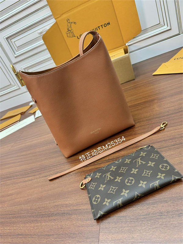 Louis Vuitton Low Key Hobo PM Smooth Calfskin M25354 Top