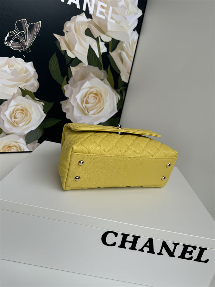 SMALL FLAP BAG WITH TOP HANDLE Grained Calfskin Yellow-binding Gold Metal High