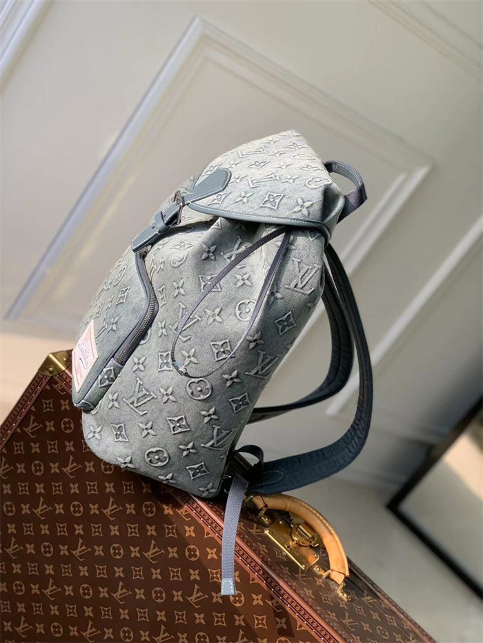 Louis Vuitton Montsouris Backpack Monogram Washed Denim coated canvas M22534 High