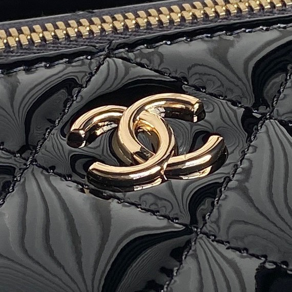 Chanel VANITY WITH CHAIN AP2199 Patent Calfskin Gold-Tone Metal Black High