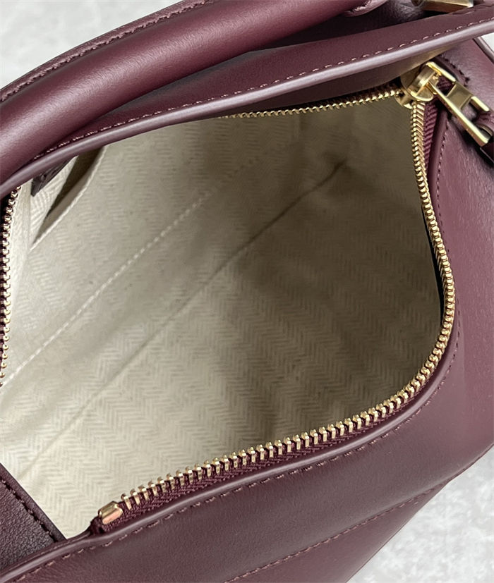 Small Puzzle bag in classic calfskin Dark Burgundy High