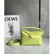 Small Puzzle bag in classic calfskin Meadow Green High