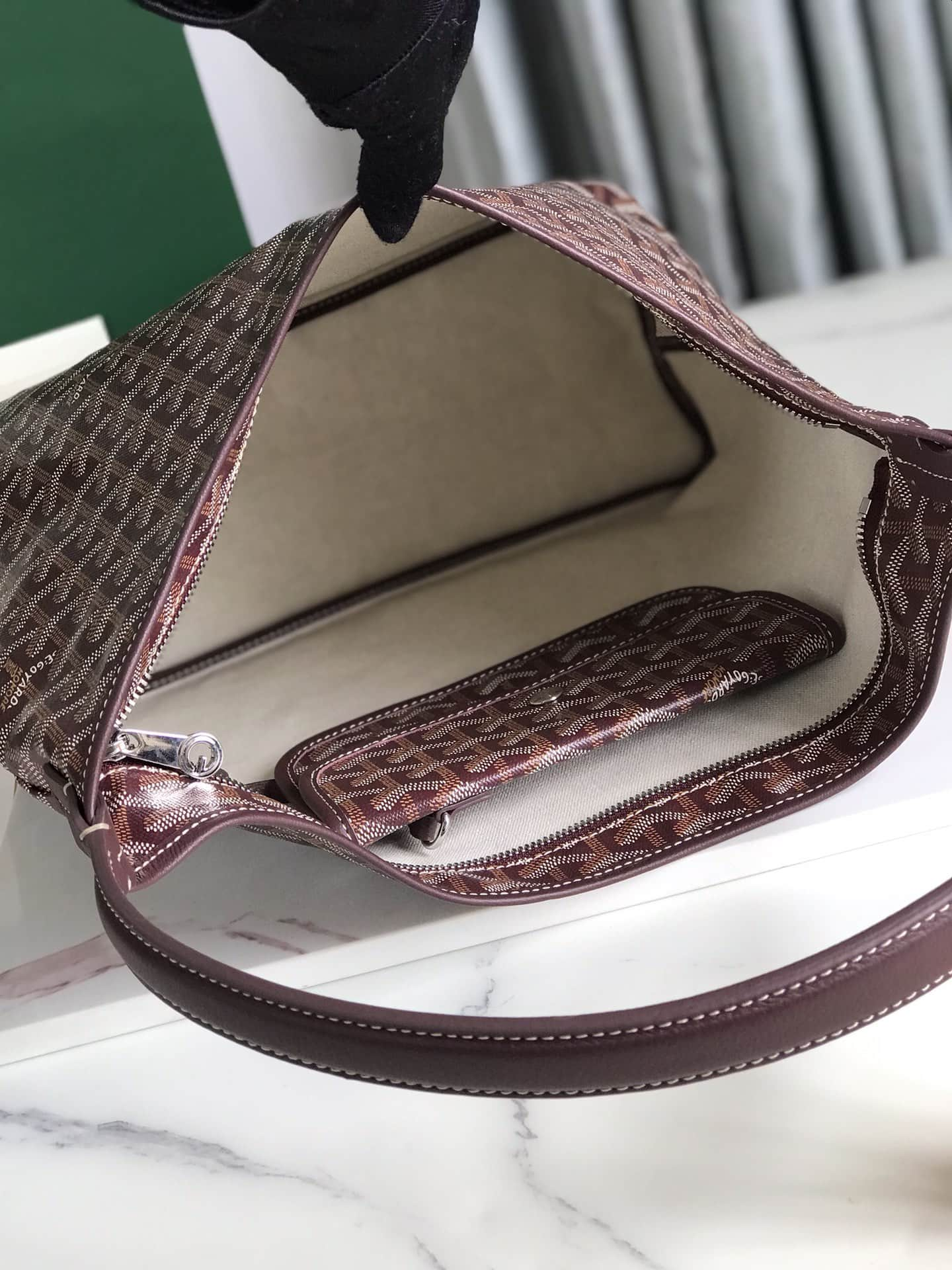 Bohème Hobo Bag Burgundy High