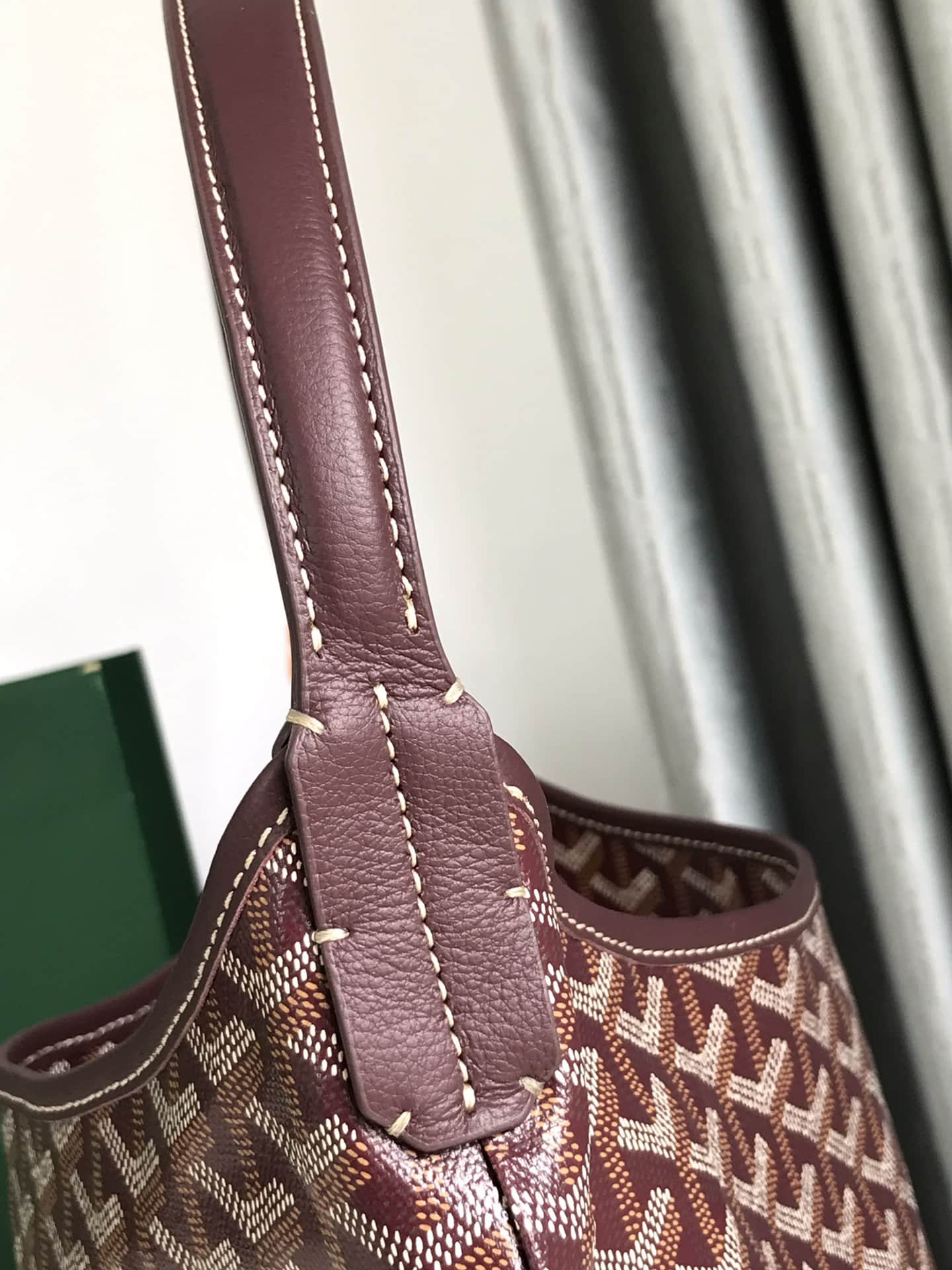 Bohème Hobo Bag Burgundy High